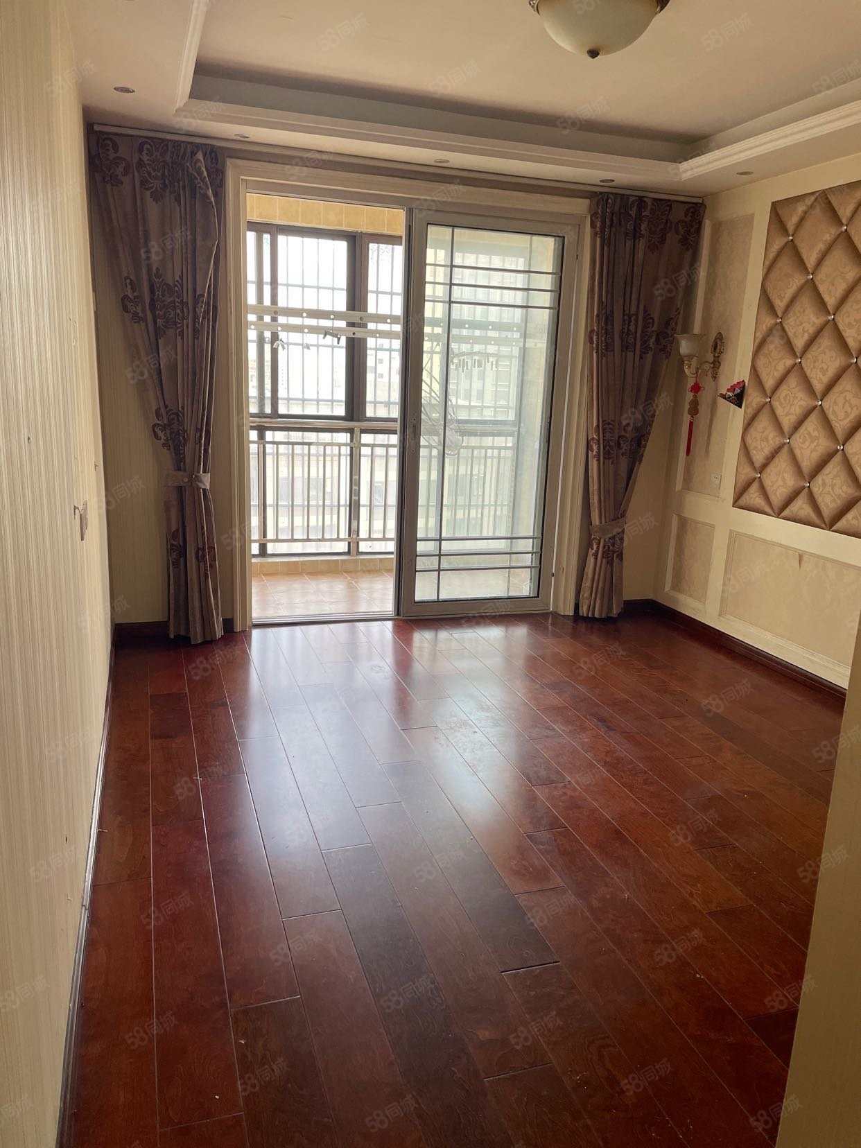 丽阳春都3室2厅2卫128.88㎡西77万