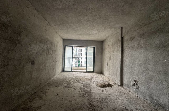 御林景苑4室2厅152.44㎡56万二手房图片