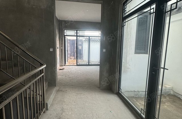 华仙健康文化城3室3厅200㎡120万二手房图片