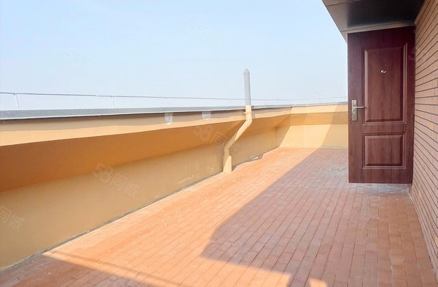 万林府3号院5室3厅205㎡219万二手房图片