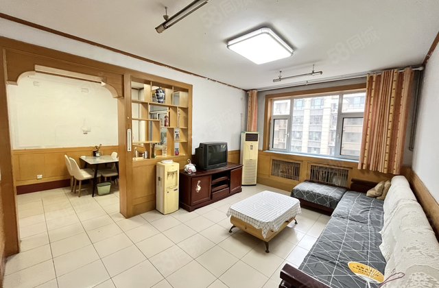 华夏银行家属院花园式小区！带储藏室免大税！三室朝阳经典户型！