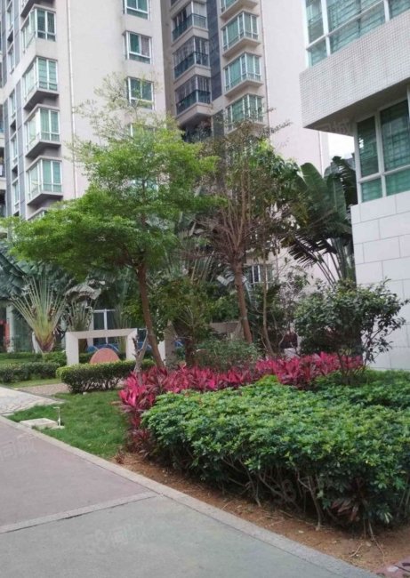 丽日花园3室2厅2卫123.87㎡南115万