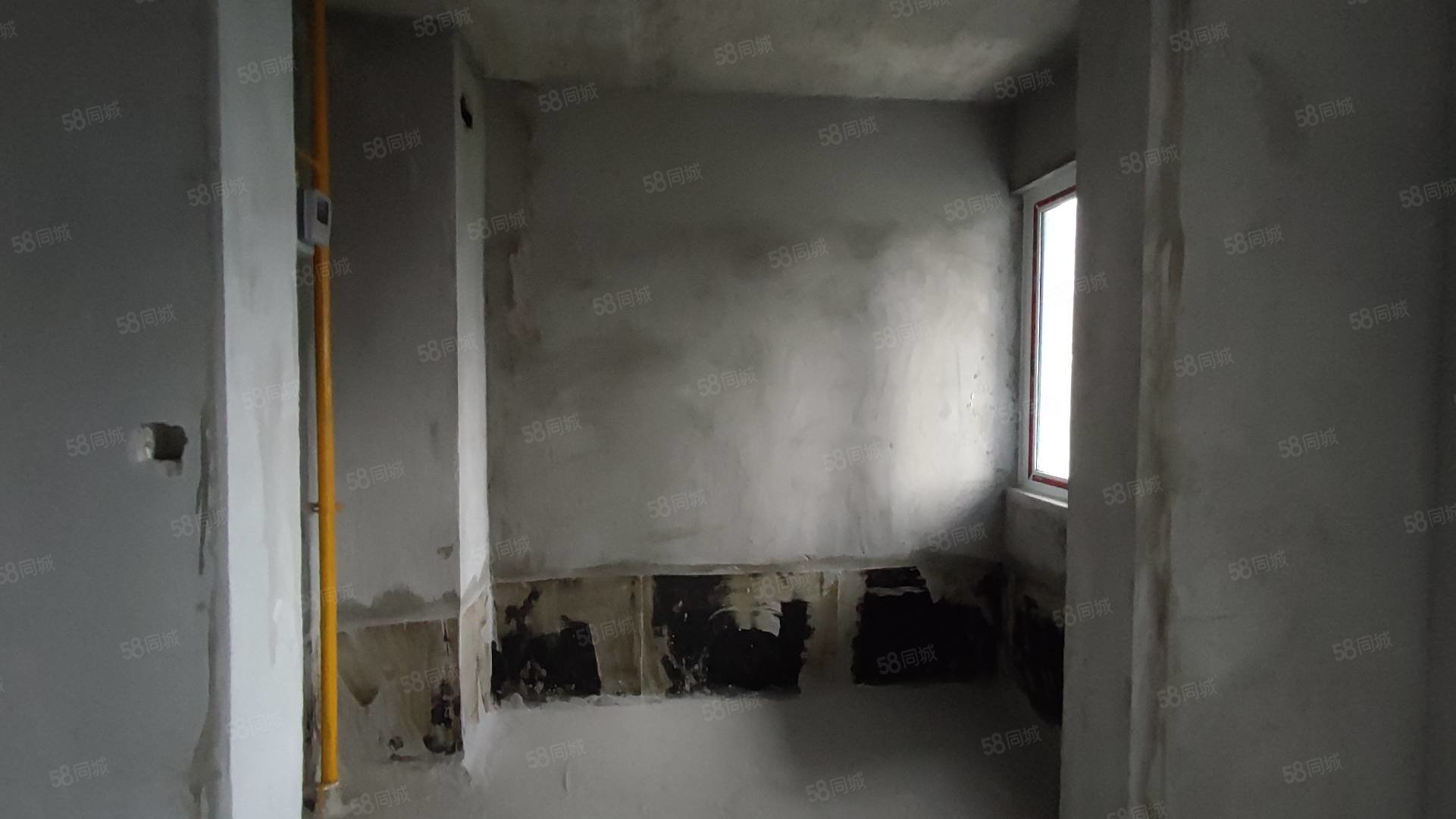 常隆花园3室2厅2卫121.73㎡南62万