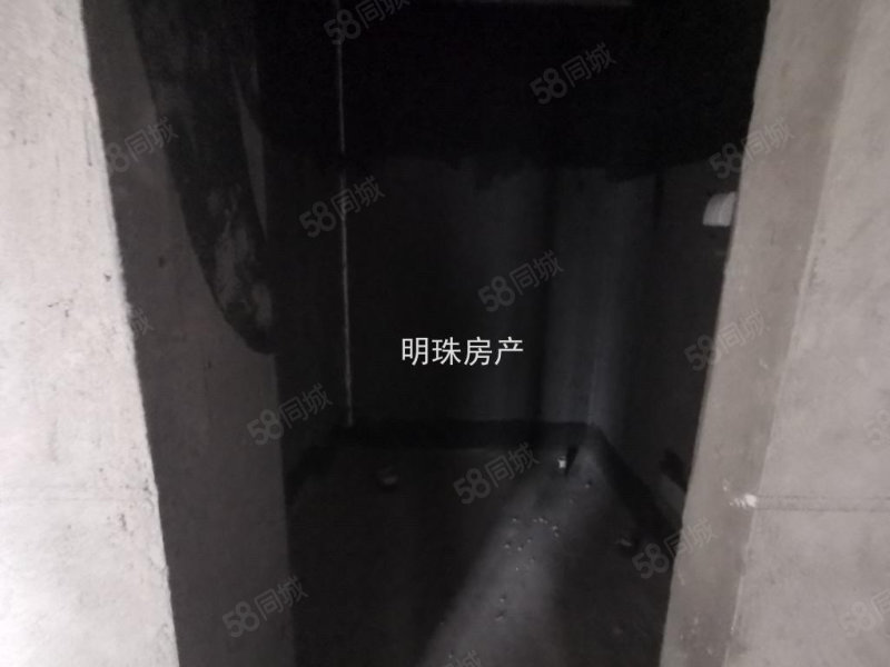 阜东安置区(北区)3室2厅2卫125㎡南北38万