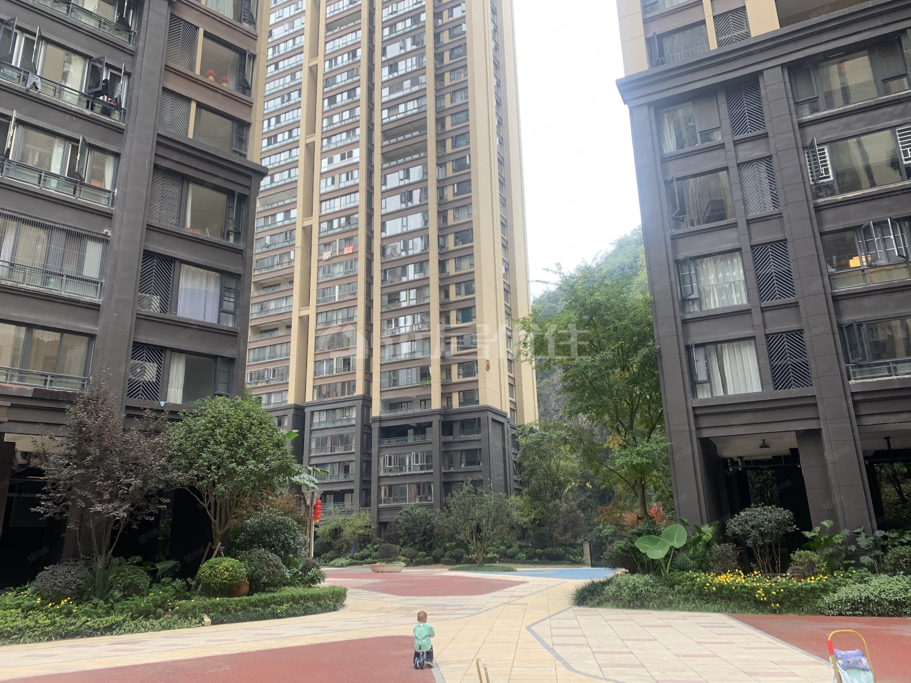 贵阳房产信息 贵阳二手房 南明二手房 甘荫塘二手房 保利凤凰湾