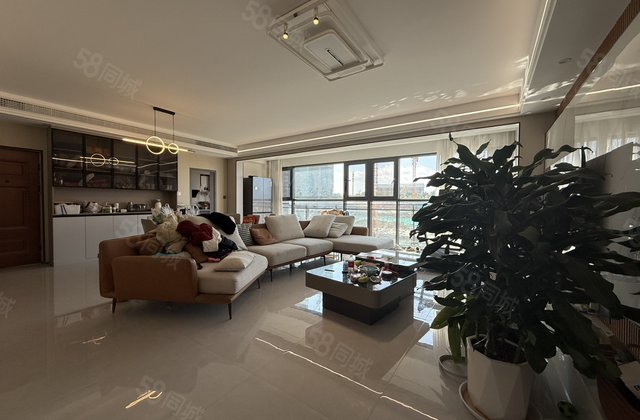 青阳郡二期4室2厅155㎡105万二手房图片