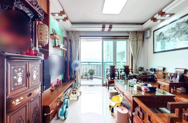 新天地名居3室2厅113㎡630万二手房图片