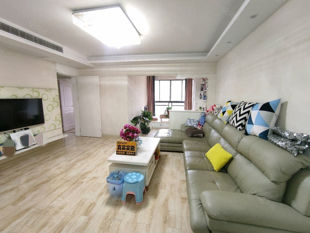 凤凰香郡2室2厅1卫86㎡南北45万