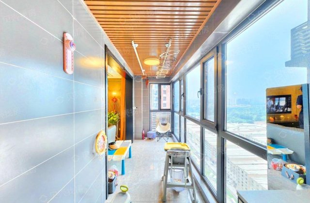 振业泊公馆4室2厅135.73㎡139万二手房图片
