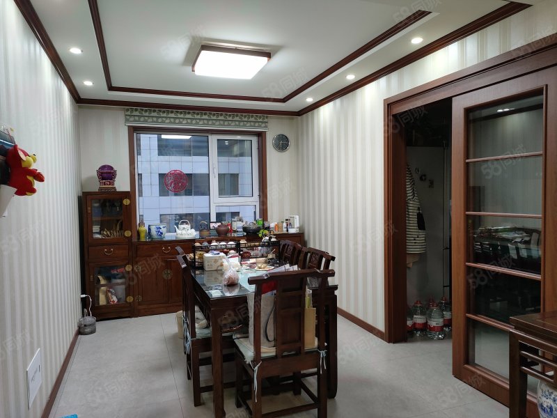 民生兴庆府大院(西区)4室2厅1卫177㎡南北256万