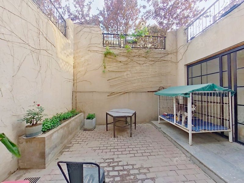 中建紅杉溪谷(東區(qū))8室3廳4衛(wèi)205.82㎡南北1700萬