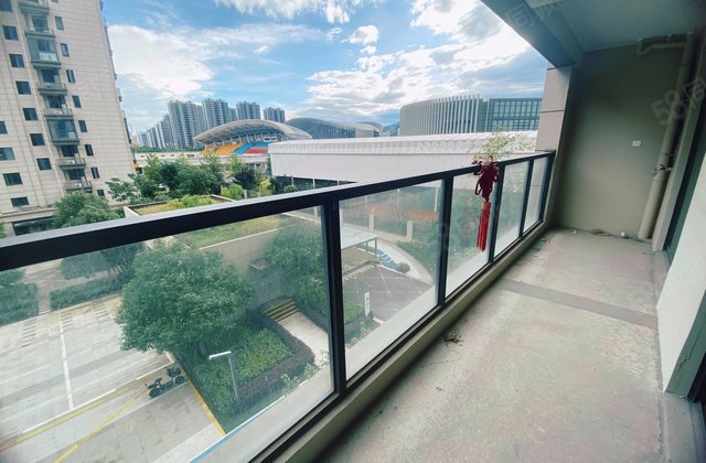 凤璘府3室1厅131.07㎡217万二手房图片