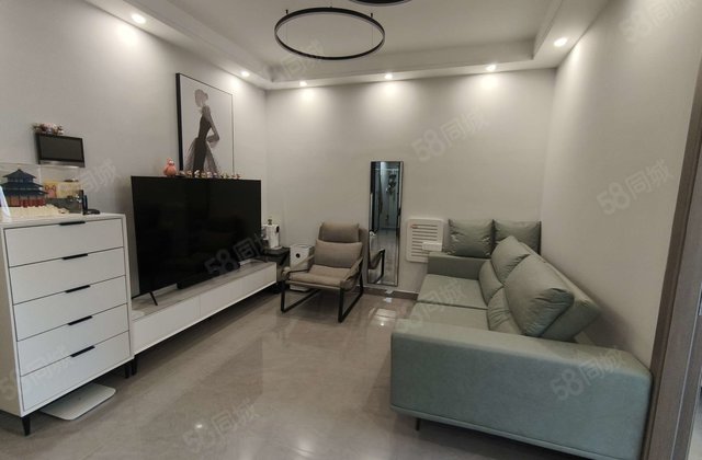 孟达中央帝景，精装两室，紧邻人民公园，中间楼层随时看