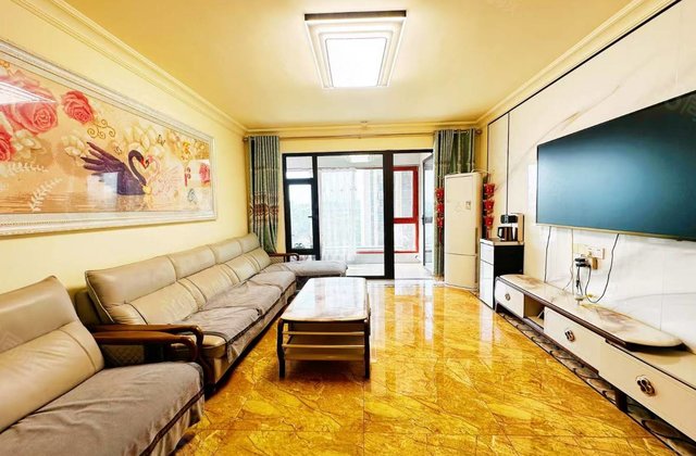 碧桂园翡丽湾 商品房 近医院 精装修 双卫格局 南北通透