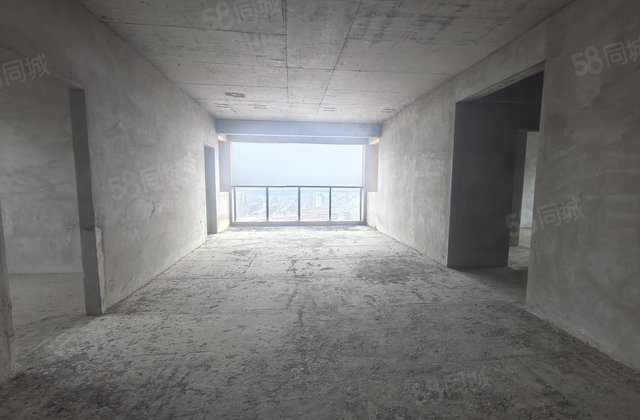 曲阳河左岸4室2厅151㎡50万二手房图片