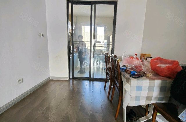 急售！民生凤凰城电梯洋房 全天采 南北通透 双卫生间 电梯房