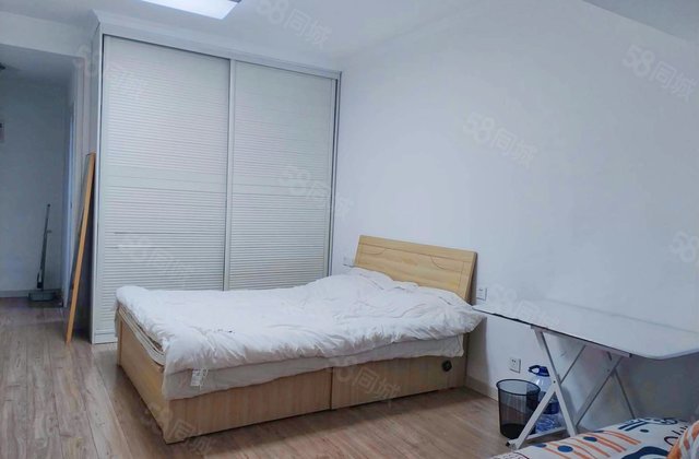 御笔华府1室0厅45.4㎡50万二手房图片