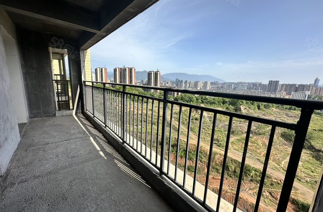 紫宸澜山3室2厅106㎡56.8万二手房图片