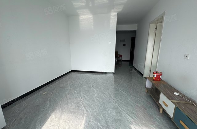 荣盛花语城3室2厅90㎡41万二手房图片