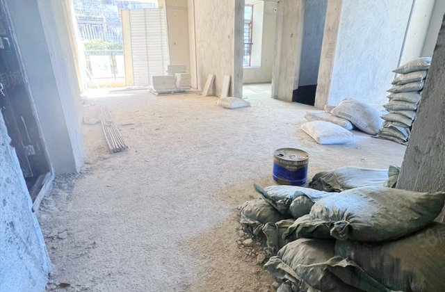 润和谷山郡6室2厅182.21㎡220万二手房图片