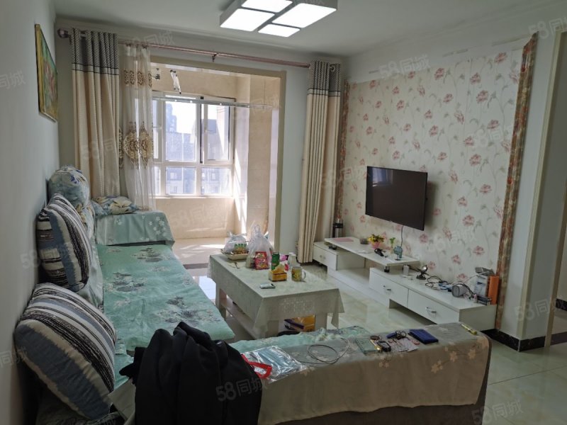 融汇城艾德公馆2室2厅1卫86㎡南100万