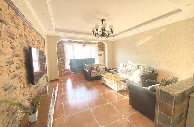 保利蔷薇3室2厅128.35㎡78万二手房图片