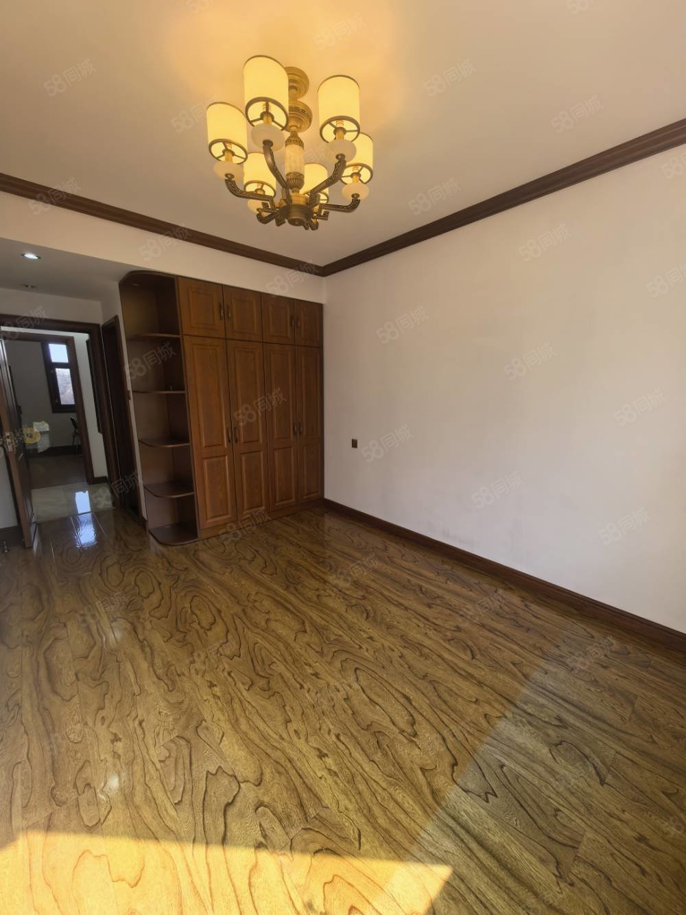 紫堤东郡3室2厅2卫133㎡南北59.8万