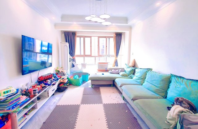 隆基泰和铂悦山3室2厅90.58㎡119万二手房图片