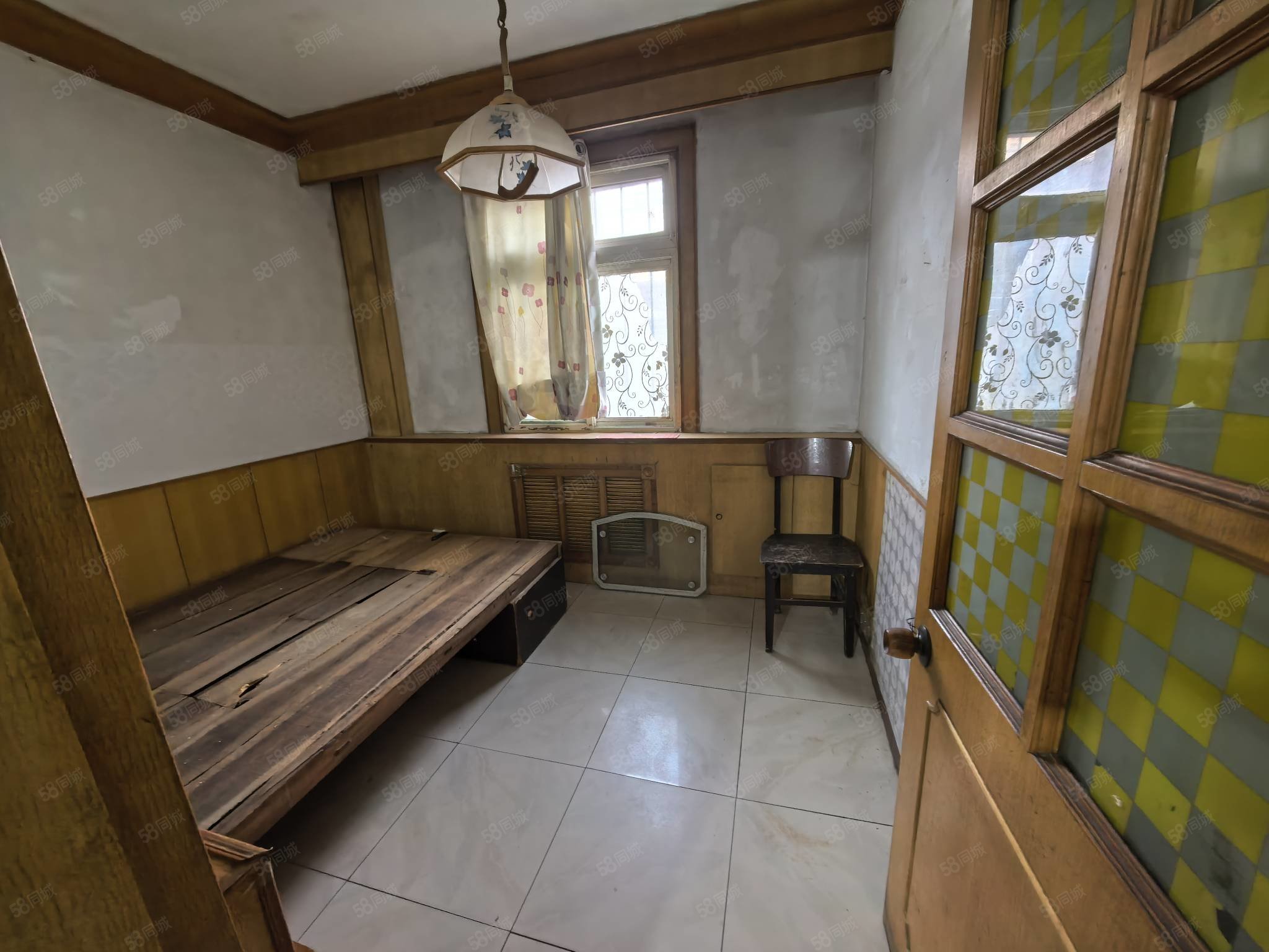 鞍座厂家属楼2室1厅1卫60㎡南北45万