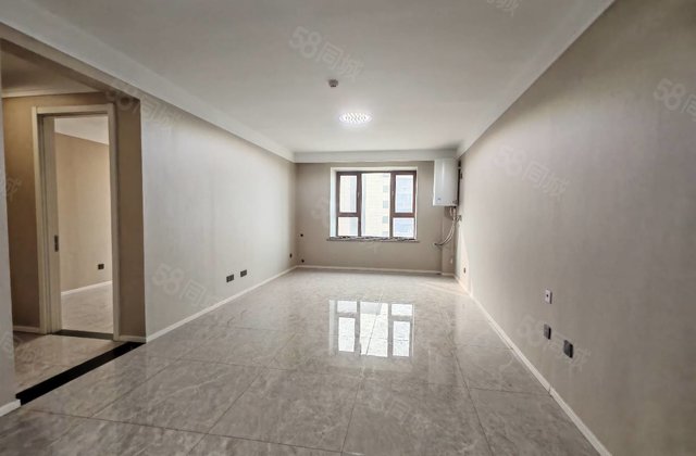 国瑞瑞城3室2厅112㎡100万二手房图片