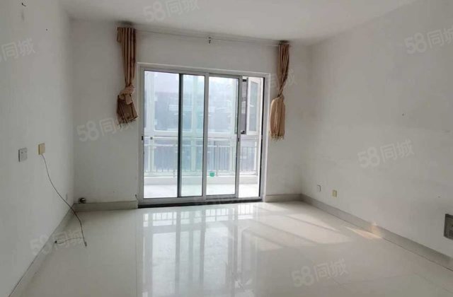 电梯洋房，67.一共130平4居，双卫，水岸花语，送露台