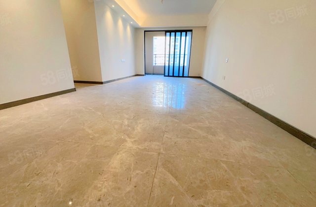 翡翠西江3室2厅95.86㎡67万二手房图片