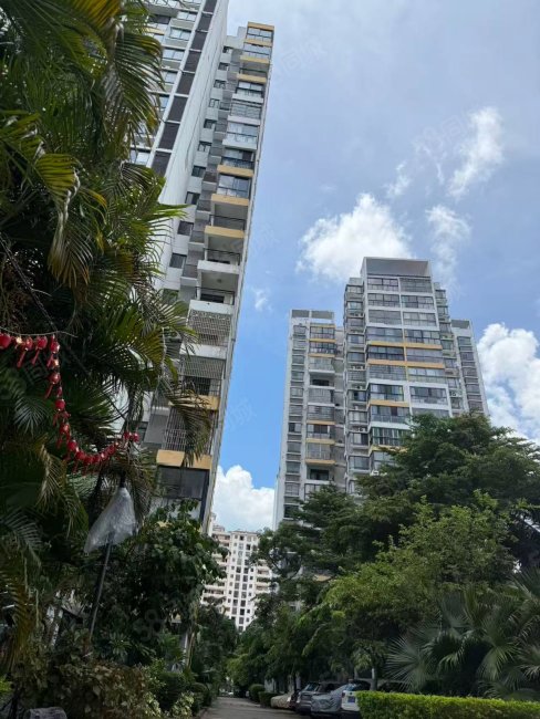 水晶公园2室1厅1卫67.59㎡南北39.8万