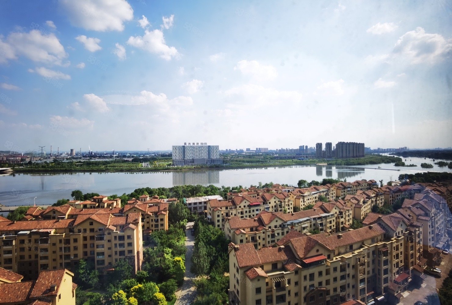 海岸 一线河景 一梯一户 精装修 屋内装修保持特别好,皇家海岸-抚顺58