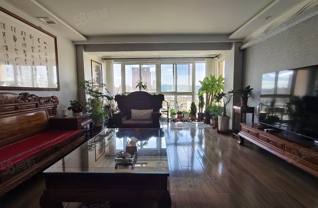 友谊广场3室2厅140㎡99.8万二手房图片
