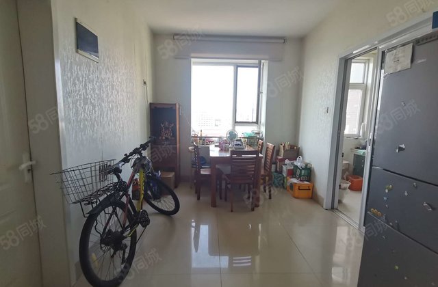 东昌中 学市委大院附近 兴华路 中通领秀城电梯商品房全明户型