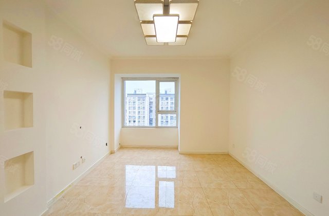 玲珑郡3室2厅91.93㎡156万二手房图片