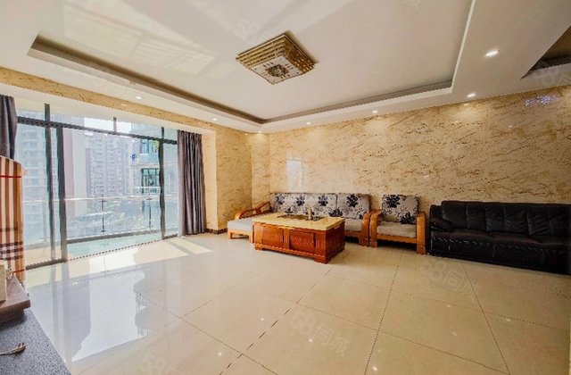 名门豪苑4室2厅158.22㎡190万二手房图片