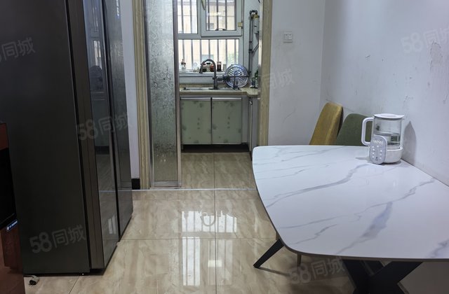 西域名都3室2厅111.72㎡64万二手房图片