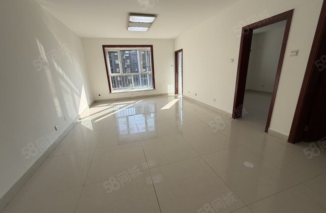 阿卡一期 15楼东户 3室双卫 全天采光 上光明 七中 带储