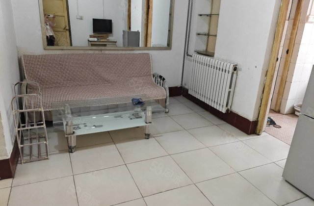 公园附近，新区  ，三楼，大两室，看房方便