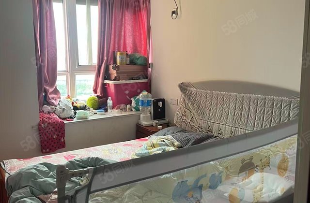 蓝光COCO蜜园3室2厅71.3㎡110万二手房图片