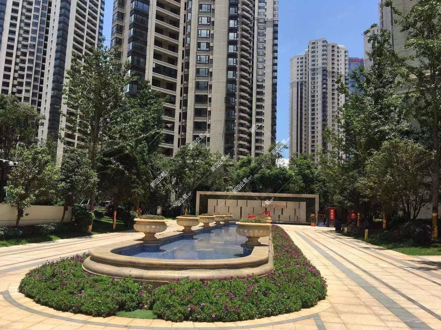 万达旁 金地九樾 精装5房 空中跃层 送两个车位 急售