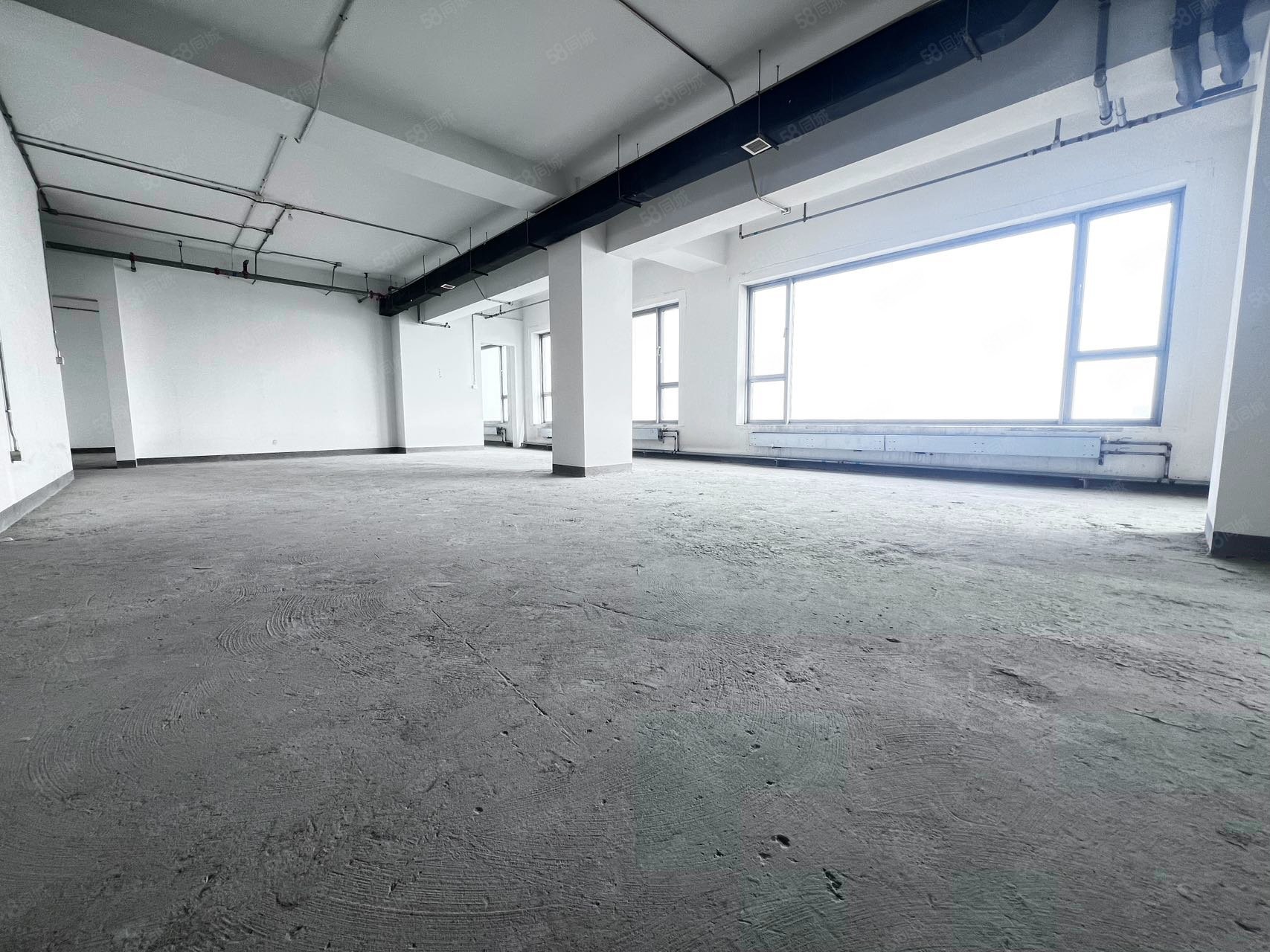 盤古大觀6室3廳5衛(wèi)666.67㎡南北4550萬