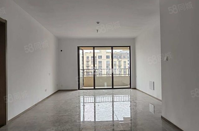 文轩 东关瑞府带车位。新房未住 东关国际 看房方便