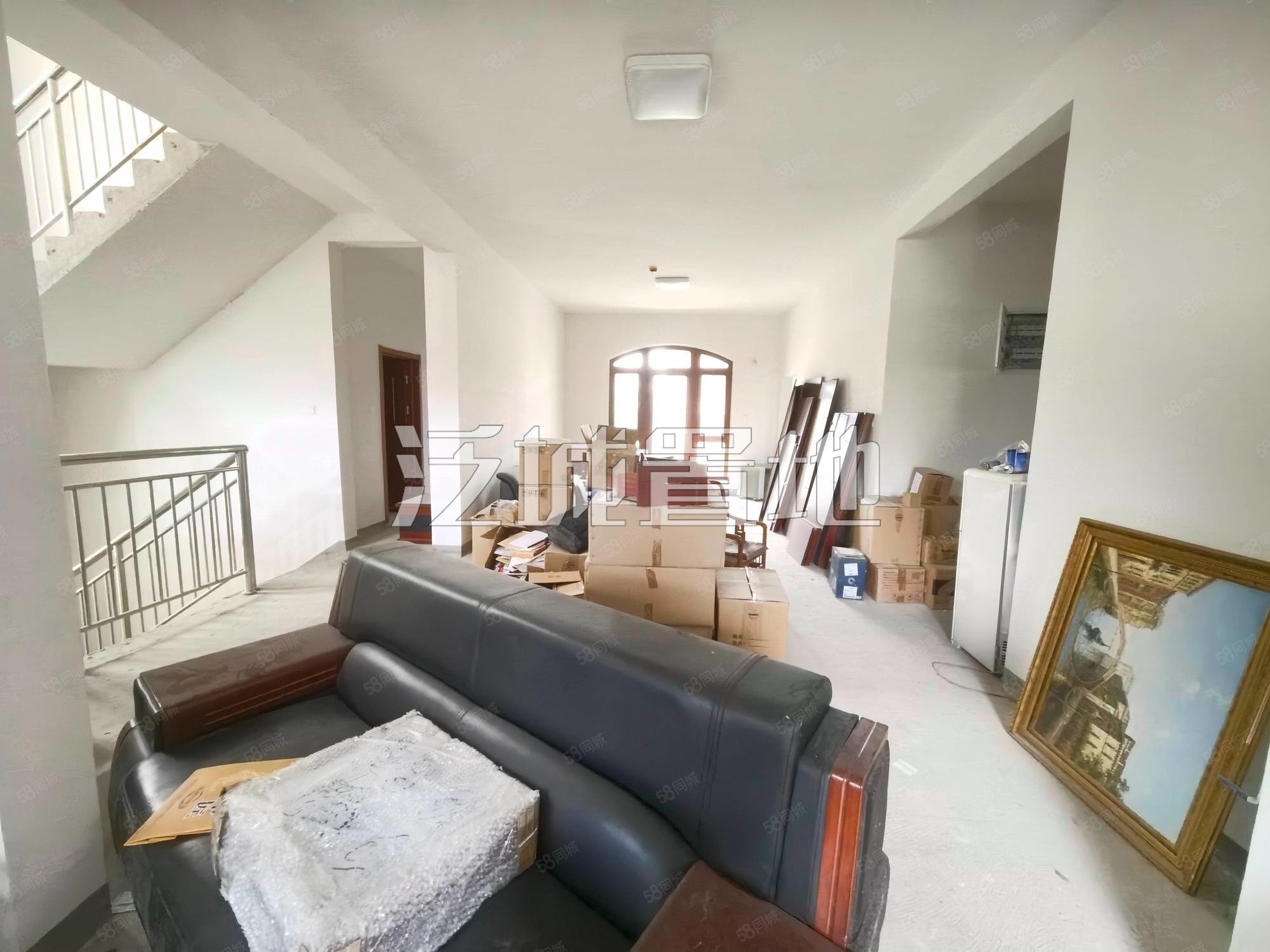 凱德麓語4室1廳3衛(wèi)712㎡南北1450萬