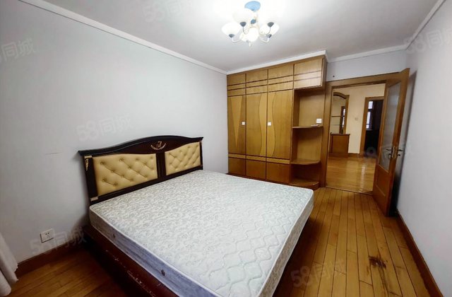 海信北岭山小区3室1厅95.81㎡130万二手房图片