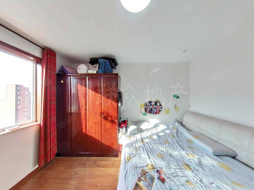 新興家園(西區(qū))3室2廳2衛(wèi)127.04㎡南北270萬