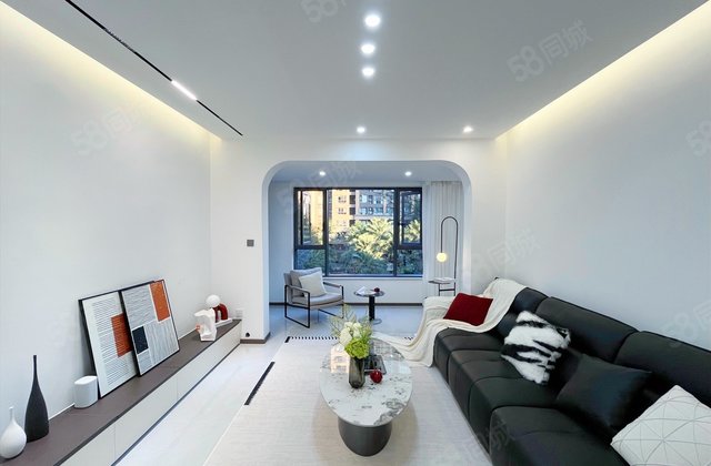 中铁城锦南汇4室2厅117.37㎡179万二手房图片