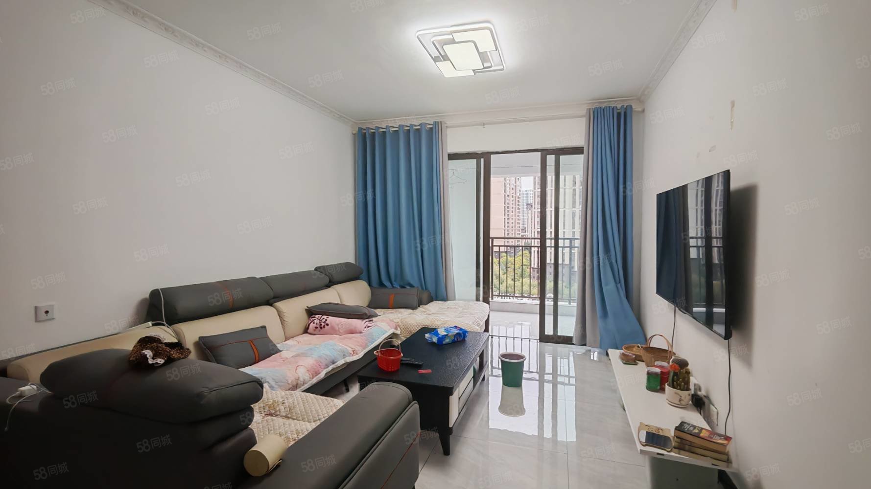 吾悦广场悦湖公馆3室2厅2卫118㎡南北78.8万